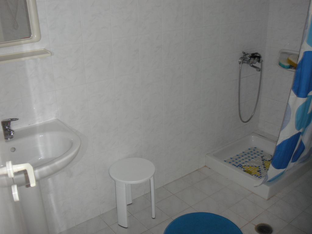 Eleftheria Studios And Apartments アカラヴィ 部屋 写真